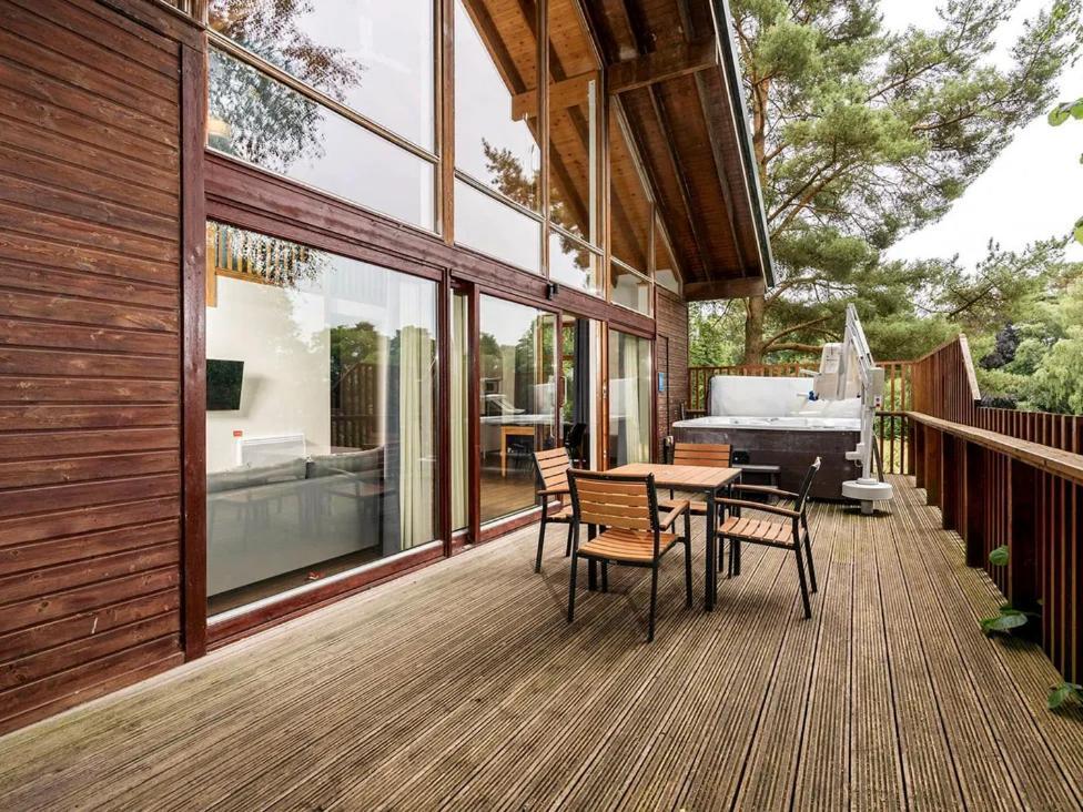פיקרינג Keldy Forest Cabins - Forest Holidays מראה חיצוני תמונה